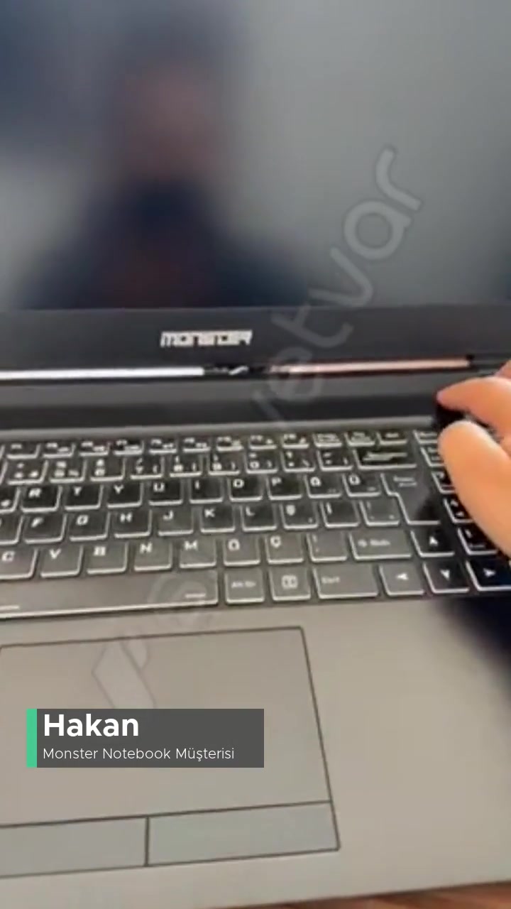 Monster Notebook Arızası Açıldıktan 1 Dakika İçinde Kapanıyor videonun kapak resmi