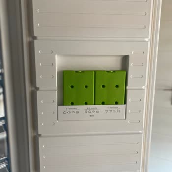 Bosch Yeni Aldığım Derin Dondurucu Hasarlı Çıktı Ve Servis Yardım Etmiyor