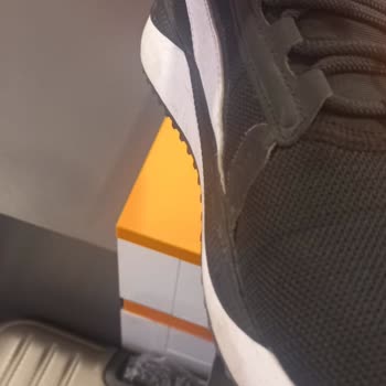 FLO Ayakkabı Puma Marka Spor Ayakkabı