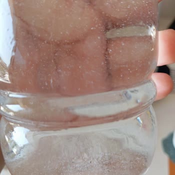 Bursa Su Markalı Sunun İçinde Bilinmeyen Maddeler Olması, Kötü Tad.