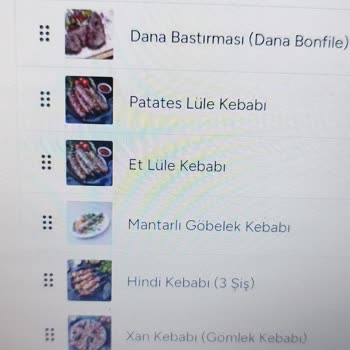 Yemeksepeti Ürünlere Ait Olmayan Görseller Ekliyor.