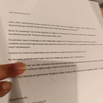 Calvin Klein Çanta Deri Soyulması