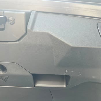 Peugeot 3008 Multimedya Ekranı Kronik Arızalı