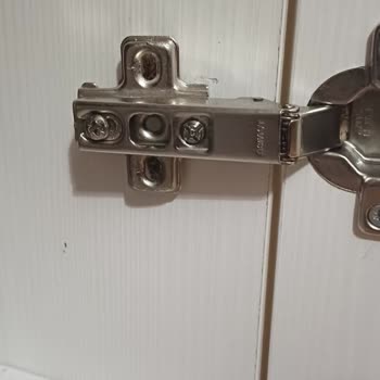 Öğretmenler Mobilya Etimesgut Şubesi Dolabımı Mahvetti