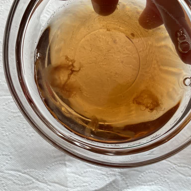 Juss İçecekten Çıkan Şüpheli Madde Ve Sağlık Riski