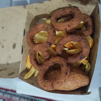 Köfteci Yusuf İzmir Aliağa Şubesi