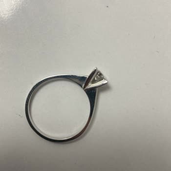 Ariş Pırlanta Yüzük Taşında Siyahlık