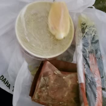 Köfteci Yusuf'tan Gelen Siparişte Paketleme Sorunu