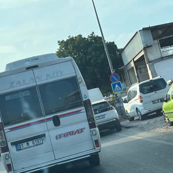 İtimat Dolmuşları (Adana) İtimat Dolmuşu Aracıma Çarpıp Kaçtı