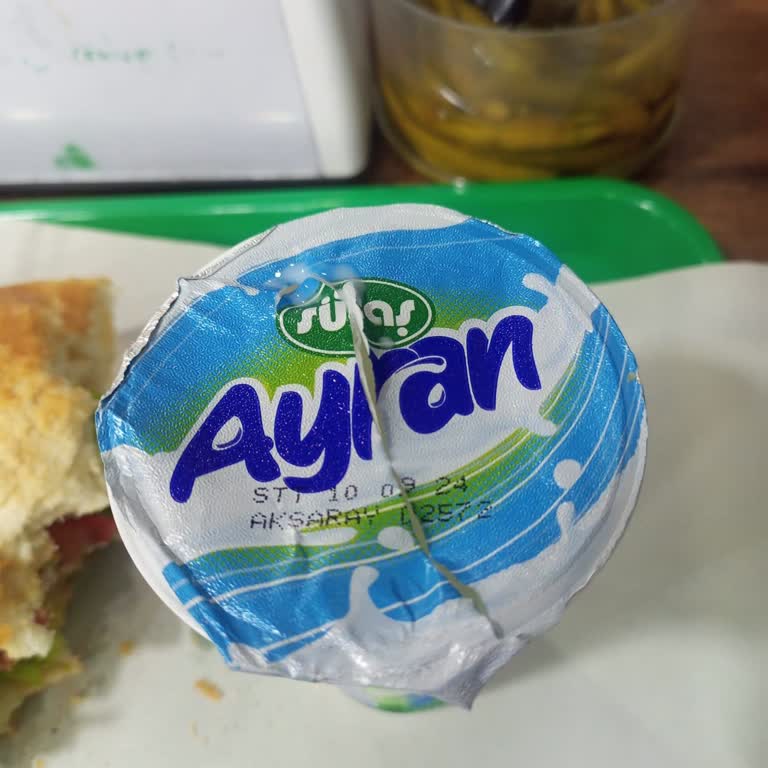 Dünya Döner Bozuk Ayran Mekan Sahibi Bize İnanmadı