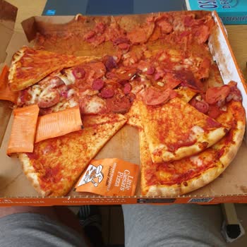 Darmaduman Pizza Yakışmadı Little Caesars