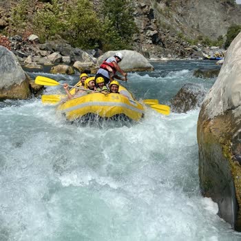 Doğadayız Raftingde Boğulma Tehlikesi Geçirdim