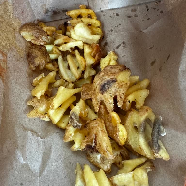 Popeyes Bozuk Domates Ve Çürük Patateslerle Yanıltıldım!