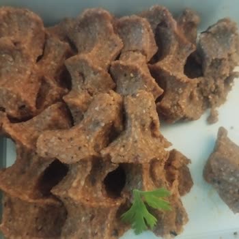 Komagene Bayat Çiğköfte Ve Kurtlu Marul Gönderdi