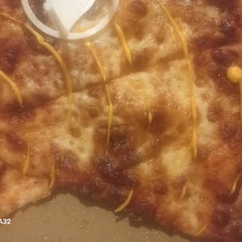 Pizza Hut Muhatap Yok, Cheddar Sos Yoksa Seçeneği Kaldırın