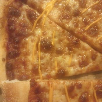 Pizza Hut Muhatap Yok, Cheddar Sos Yoksa Seçeneği Kaldırın