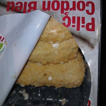 Şok Marketler Küflenmiş Tarihi Geçmiş Ürün