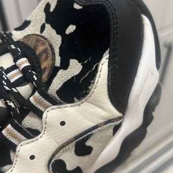 Skechers Ayakkabı Yırtık Marka Arkasında Durmadı