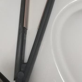 Remington Düzleştirici Kablosunda Temassızlık