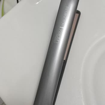 Remington Düzleştirici Kablosunda Temassızlık