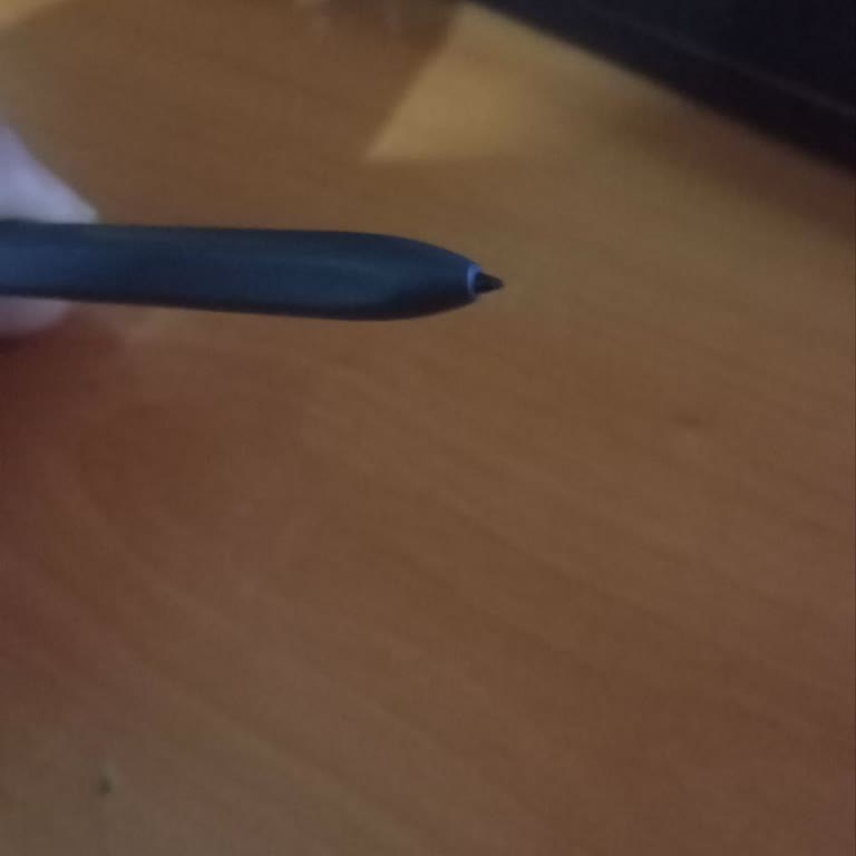 Samsung S Pen İn Ucu Oynuyor