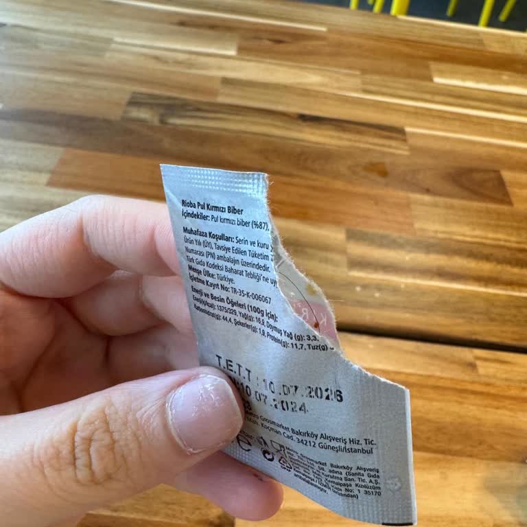 Metro Grossmarket Aldığım Baharatın İçinden Siyah Uzun Kıl Çıktı