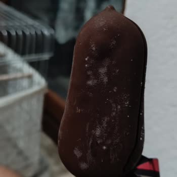 Magnum 6 Pakette 5 Adet Dondurma Çıktı Ve Boyutları Üretim Hatalı.