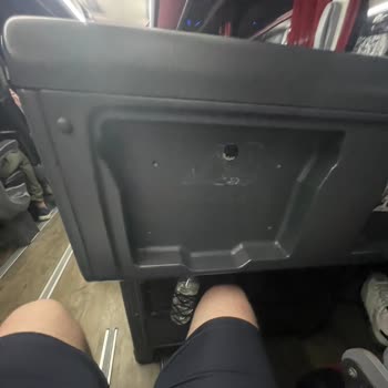 Kamil Koç Rahatsız Edici Koltuklar