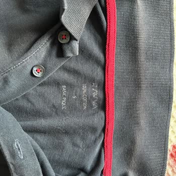 Avva T-shirt Rengi Soldu