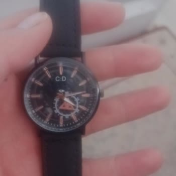 Saat Dünyası (Facebook) Yanlış Saat Geldi Değişimini İstiyorum