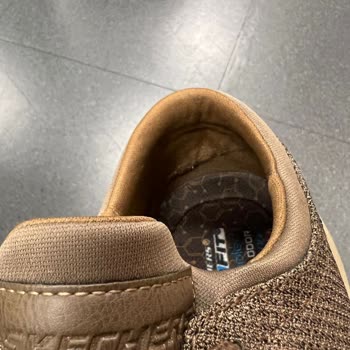 Skechers Ayakkabı Arka Kısmında Topaklanma Ve Kalite Problemi