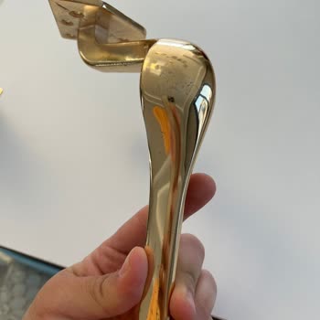 Anitta Mobilya (İnegöl) Anitta Luxury Home Mobilyaları Hasarlı Yolladı Değişim Yapmıyor