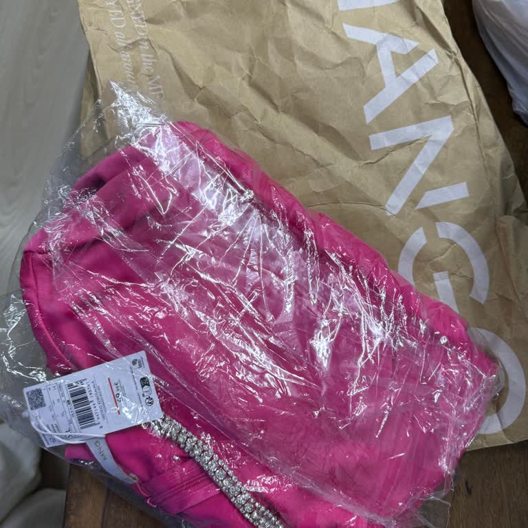 Mango Özensiz Paketleme Ve Zarar Görmüş Ürün