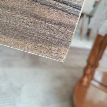 Esme Alışveriş Merkezi Konsol Kapakları Farklı