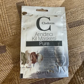 Claderm Kil Maskesi Kullanımı Sonrası Ciltte Kızarıklık Problemi