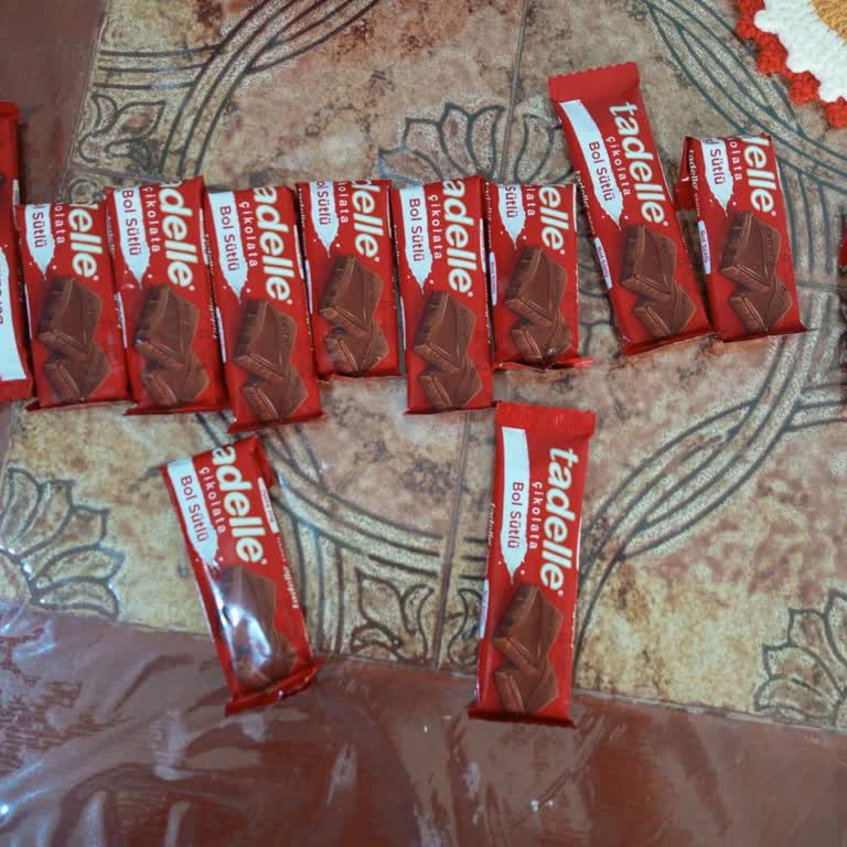 Tadelle Eksik Çikolata Gönderdi