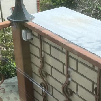 Örnek Yapı (Sürmene) Camın Arkasında Durmuyor