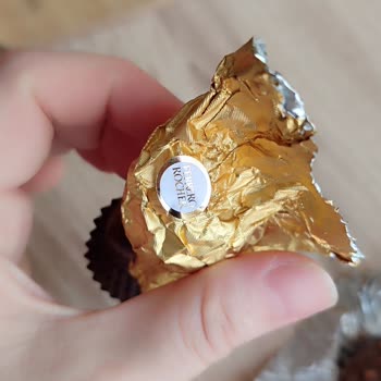 Ferrero Rocher Market Ürününde Küflenmiş Çikolata Şoku