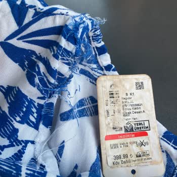 Ecrou Kusurlu Ürün Ve Kaba Davranışla Karşılaştım