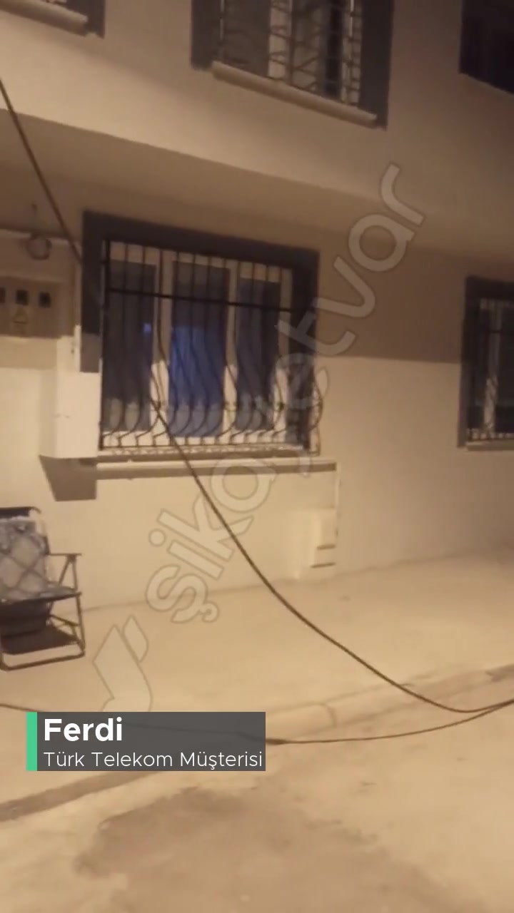 Türk Telekom Kopuk Kablo Müdahale Etmiyor! videonun kapak resmi