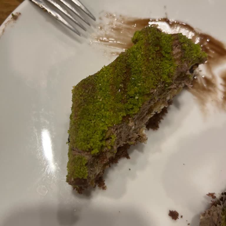 Dereağzı Restaurant Fıstık Rüyası Tatlısında Fıstık Yoktu!
