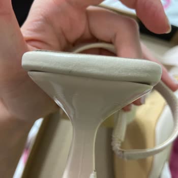 Ataköy Ayakkabı Topuğu Kırık Ve Çıkık Ayakkabı Ataköy