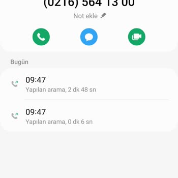 Sultanbeyli Belediyesi İşlek Caddedeki Çöpleri Kaldırmıyor