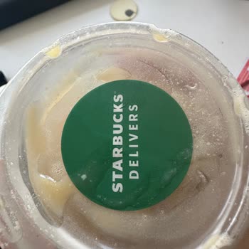 Starbucks Bozulmuş Sütle Kahve Gönderiyor
