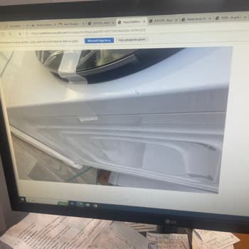 Grundig Çamaşır Makinesi Sağ Kısmı Kutu Açılınca Darbeli Hasarlı Çıktı