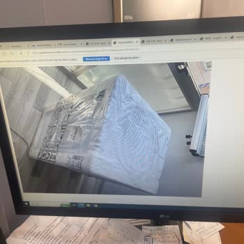 Grundig Çamaşır Makinesi Sağ Kısmı Kutu Açılınca Darbeli Hasarlı Çıktı