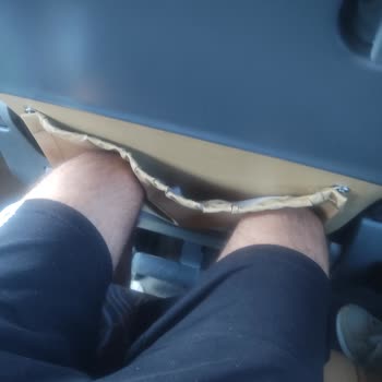 Palandöken Turizm Erzurum Palandöken 25 Otobüs Firması Koltuklar Dar Oturamıyoruz.