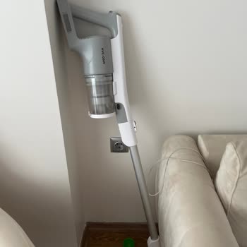 Kumtel Dikey Süpürge Şarj Adaptörü Yok