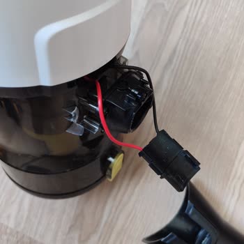 Fakir Stones Hsa 4048 Dik Süpürge Haznesi Oyuncak Gibi Kırıldı