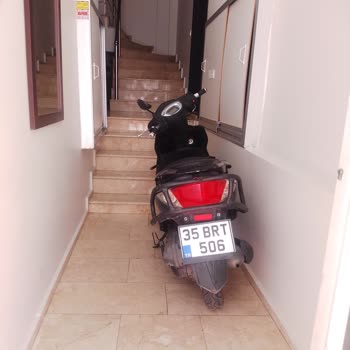 İzmir Emniyet Müdürlüğü Engelli Yeri Şikayeti